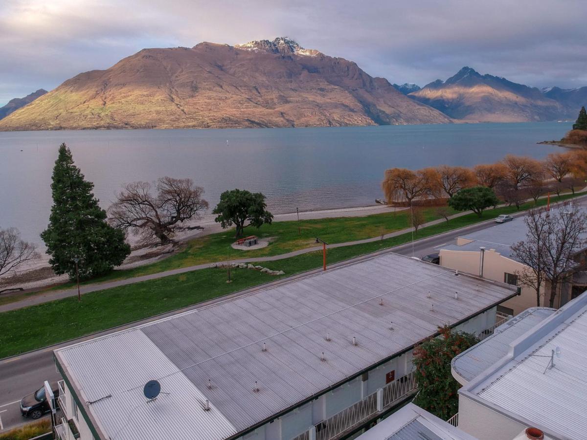 Lakeside Backpackers Ostello Distretto di Distretto di Queenstown Esterno foto